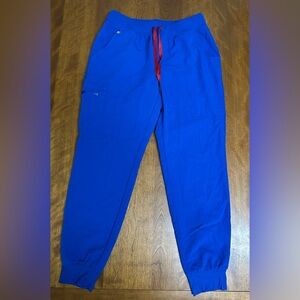 Women’s FIGS Technical Collection Joggers Size Medium Blue & Red